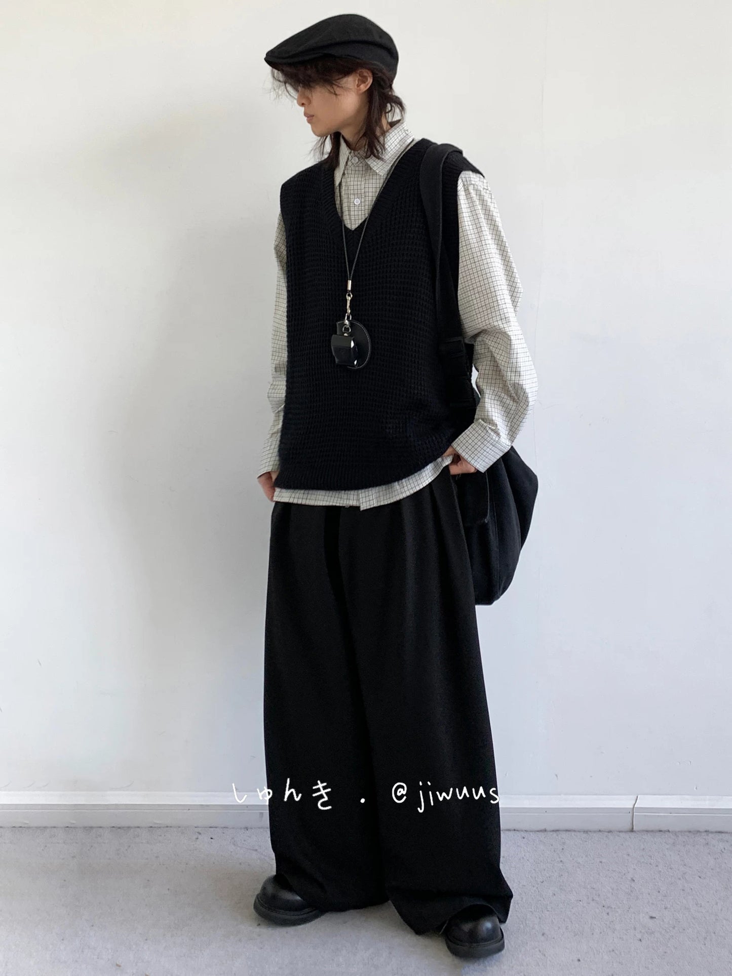 【Onefish Shop】ヴィンテージ / ニットベスト "Vintage / Knit Vest" LS2512301