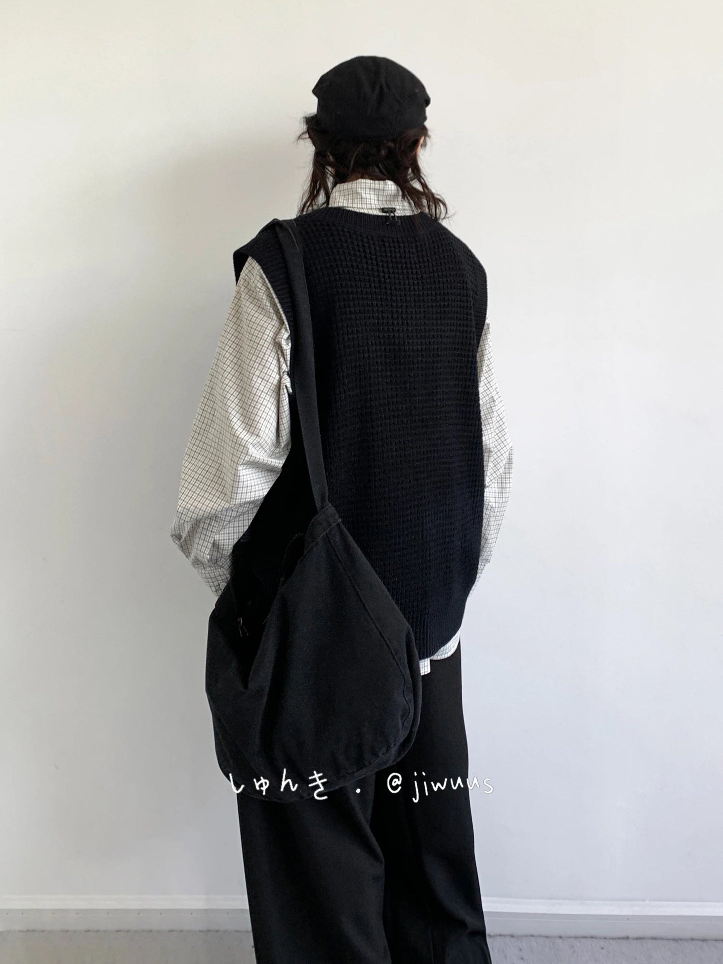 【Onefish Shop】ヴィンテージ / ニットベスト "Vintage / Knit Vest" LS2512301