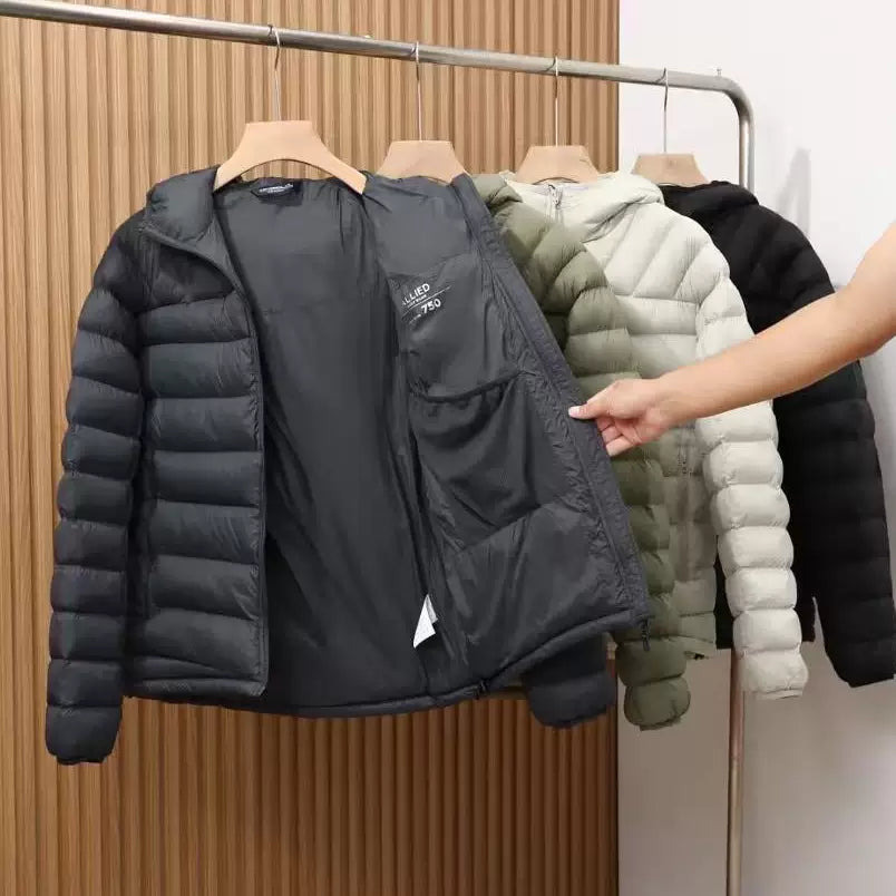 【Onefish Shop】【軽量・保温】テック中綿 ナローキルト フードブルゾン / パディングジャケットLS2006001